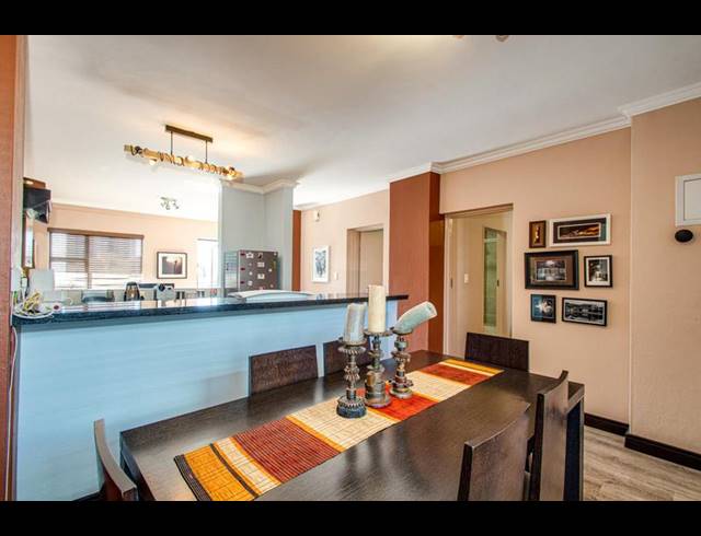 2 BEDROOM APARTMENT FOR SALE IN SANDTON CITY